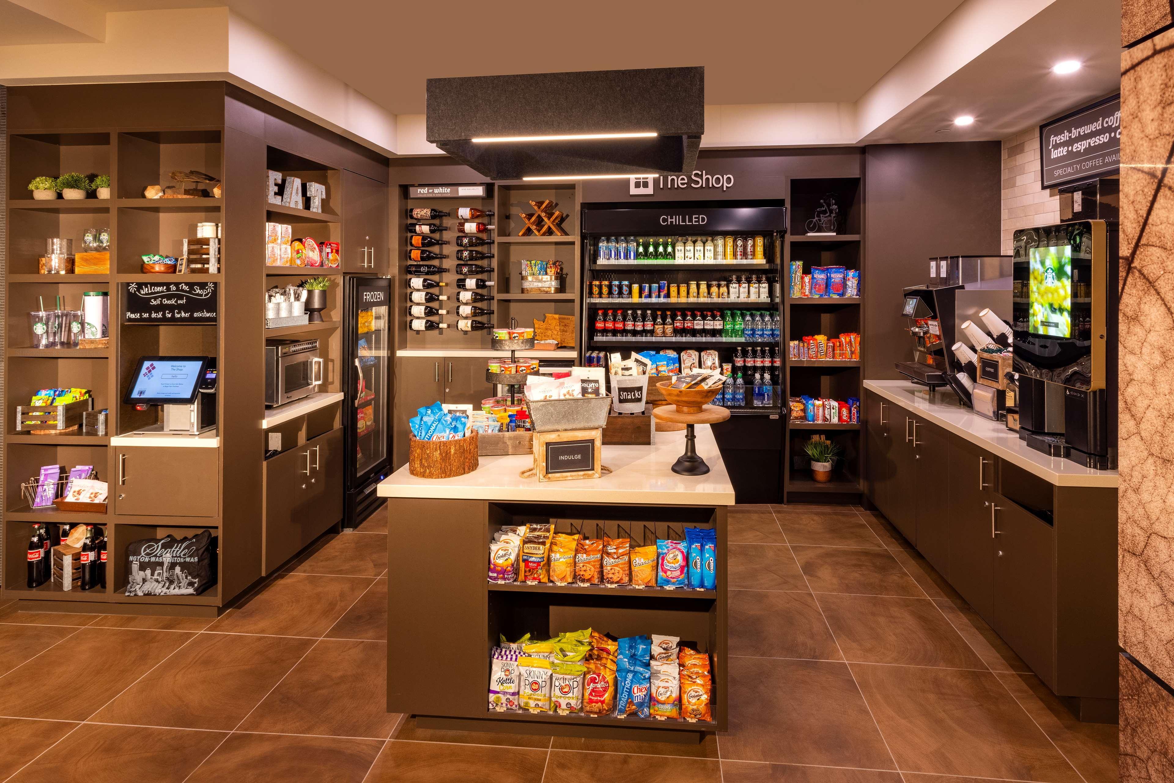 Hilton Garden Inn Seattle/Issaquah Extérieur photo