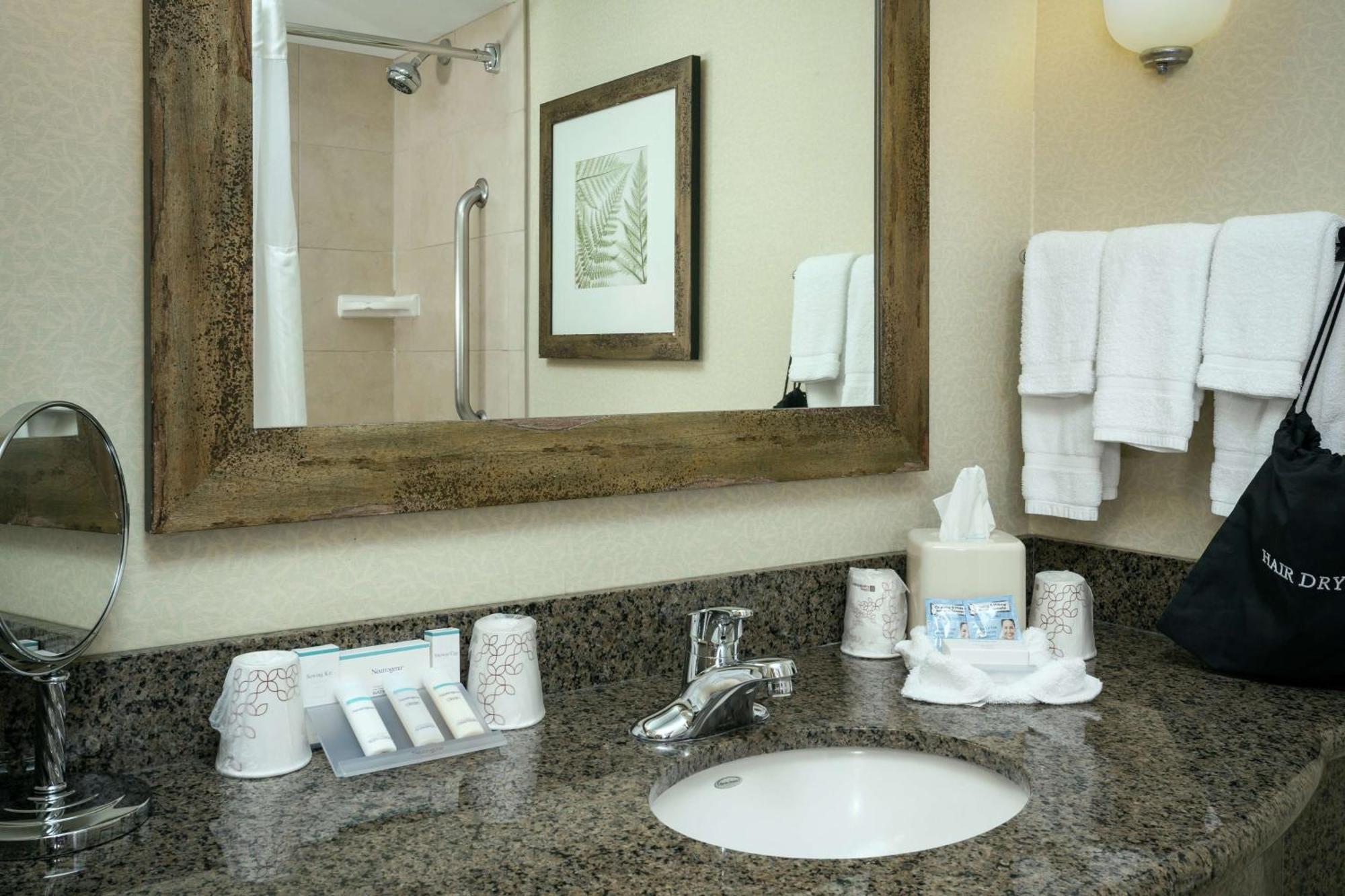 Hilton Garden Inn Seattle/Issaquah Extérieur photo